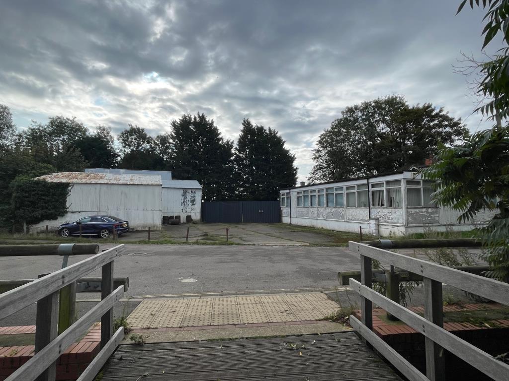 Lot: 130 - COMMERCIAL PROPERTY AND YARD WITH PLANNING - View of the Site entrance from Alderford Mill